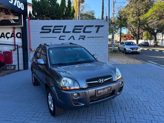 HYUNDAI TUCSON 2.0 MPFI GLS 16V 143CV 2WD FLEX 4P AUTOMÁTICO HYUNDAI TUCSON 2.0 MPFI GLS 16V 143CV 2WD FLEX 4P AUTOMÁTICO
